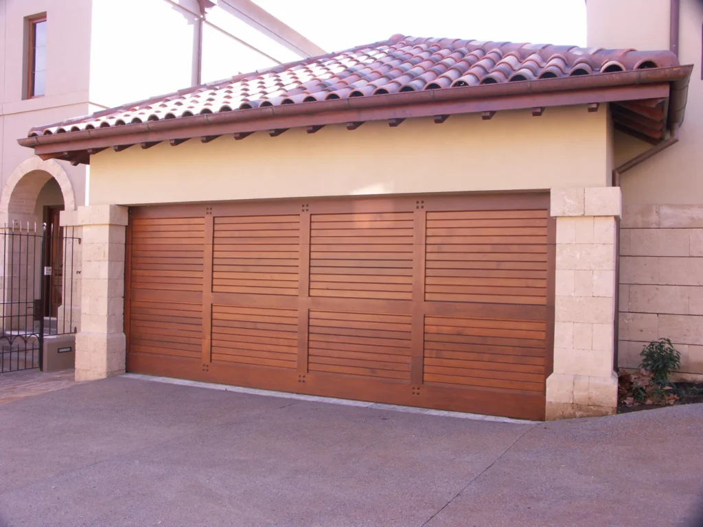 Emergency garage door repair